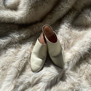 Madewell Cream Leather Mules